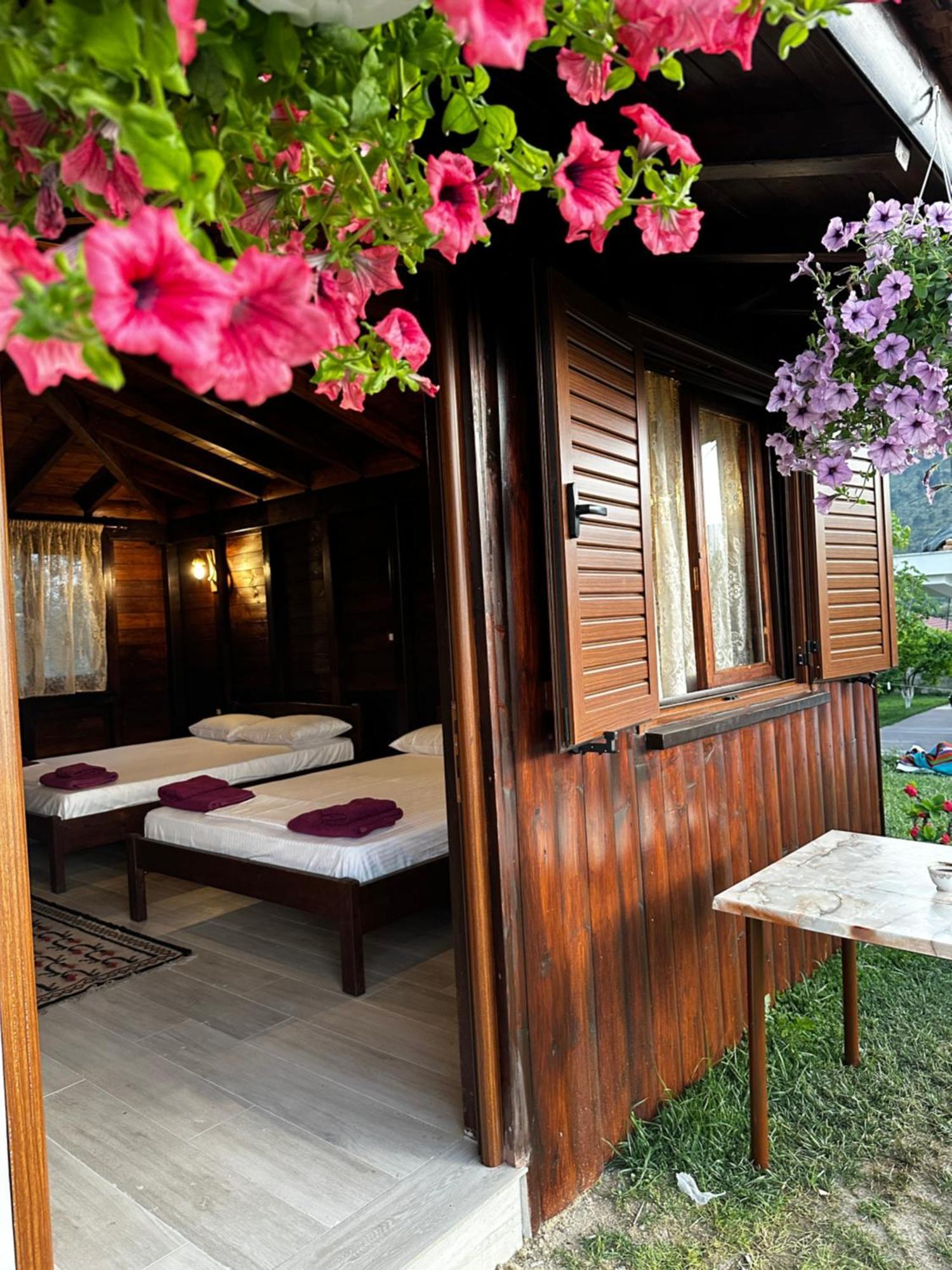 Guest House Gorani Berat Ngoại thất bức ảnh