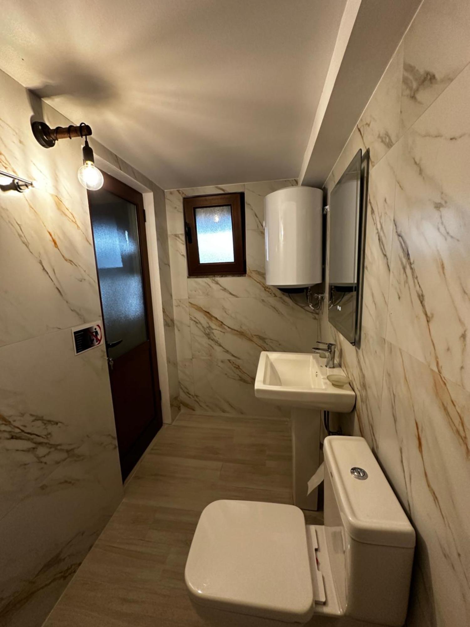 Guest House Gorani Berat Ngoại thất bức ảnh